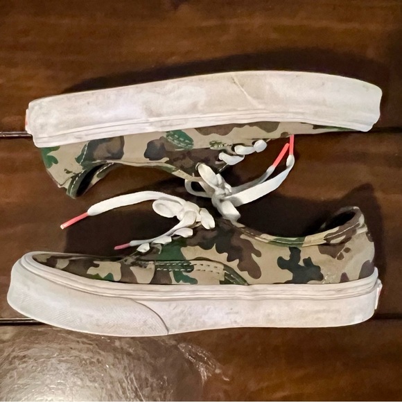Vans Camo Print Low-Top Sneakers – US Kids Size 2 - Picture 3 of 7